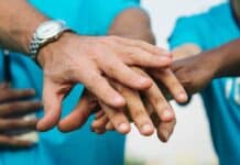 5 per mille, ma non per davvero: il governo ora alza il tetto 5 per mille