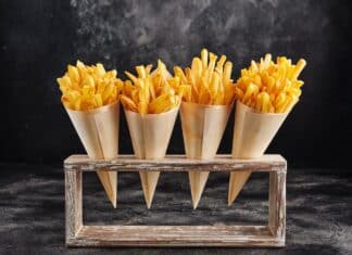 “Carta per frittura”: cosa rischiamo davvero in casa e fuori CARTA PER FRITTURA