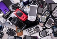 Riparare, non buttare: perché la nuova etichetta sugli smartphone non mette fine all’usa e getta PUNTEGGIO DI RIPARABILITA'