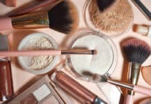 Cosmetici scintillanti, il lato oscuro delle nanoparticelle