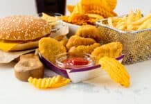 Perché gli alimenti ultraprocessati fanno così male? ULTRAPROCESSATI