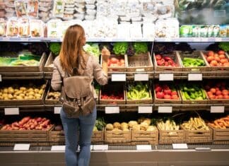 Frutta e verdura, se sono all’ingresso del supermercato il consumo aumenta frutta e verdura