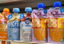 Greenpeace: “Microplastiche negli squeez Nestlé e Danone”
