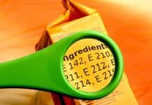 Gli 8 additivi da semaforo rosso più frequenti nei nostri cibi