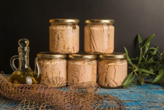 Albacore in olive oil conserve