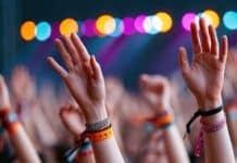 Dal token al braccialetto, la moneta dei concerti che fa felici gli organizzatori
