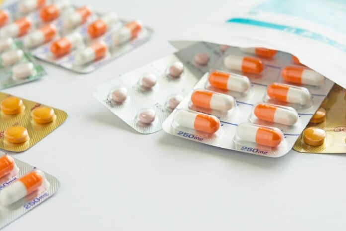 farmaciAdobeStock_232740751 FARMACI E CALDO